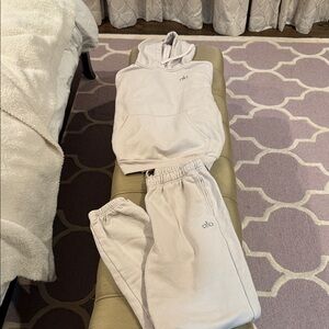 Alo Sweatsuit set Accolade Sweat pants & sweatshirt Bone Size M